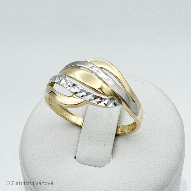 Žluté zlato prsten broušený